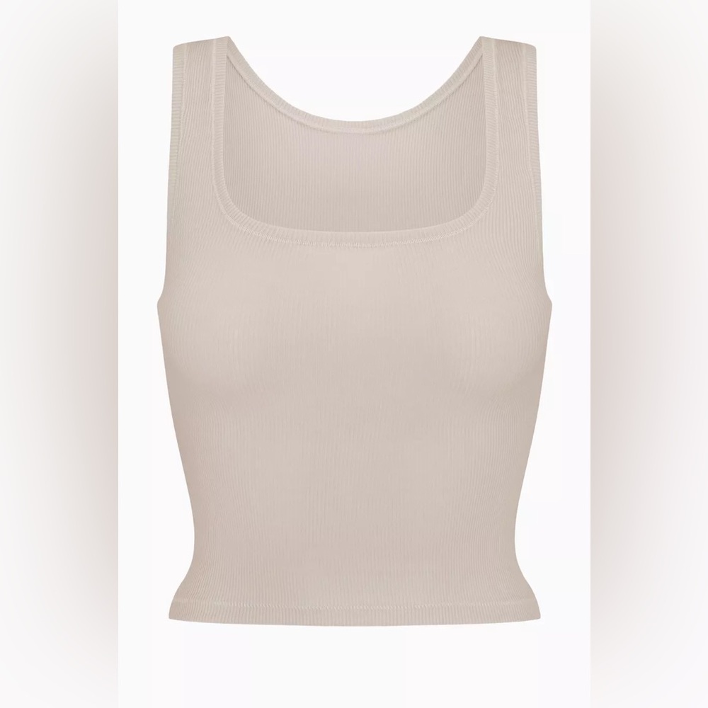 Skims tank